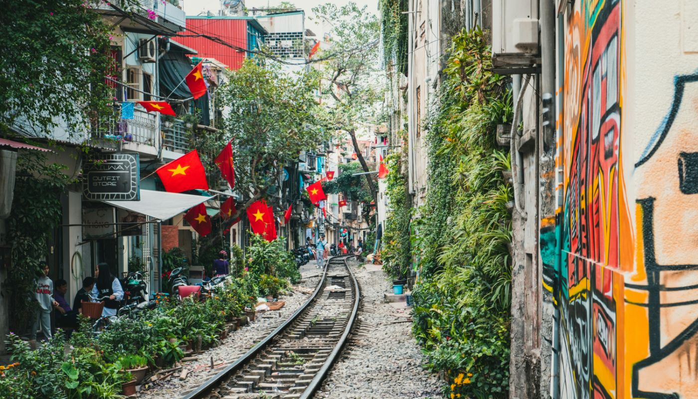 7 Requirements to Teach English in Vietnam