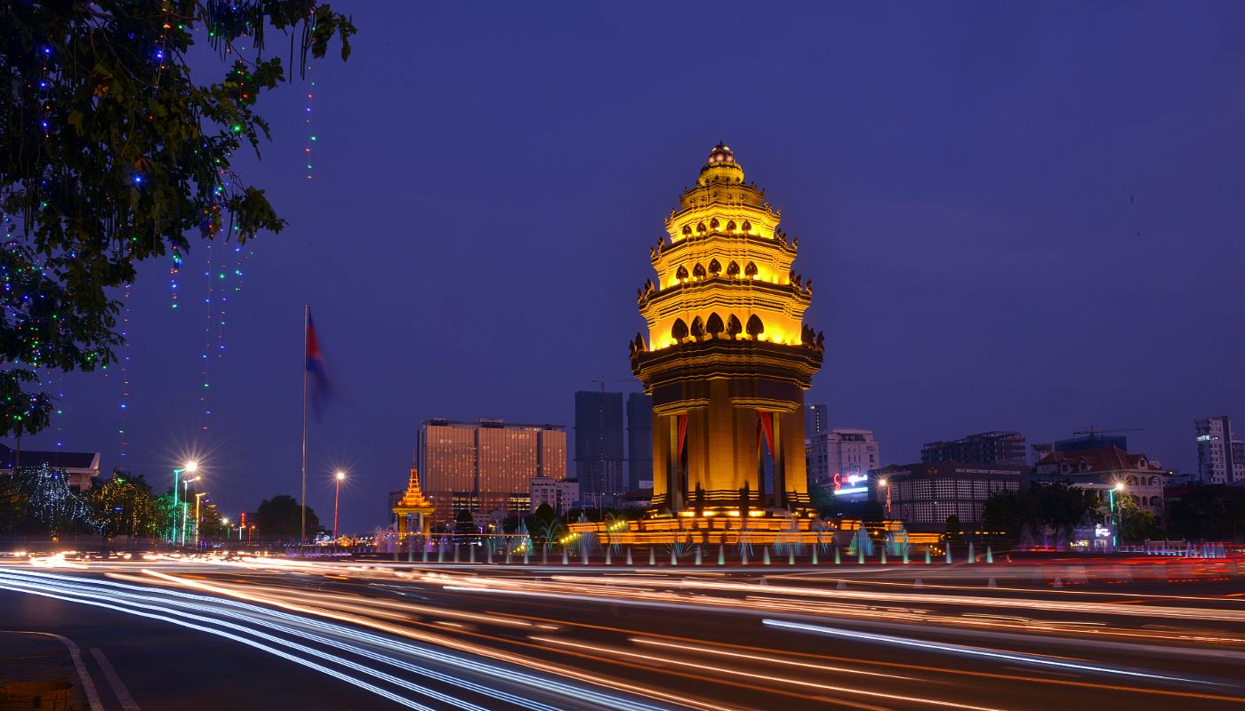 How Much Can You Earn Teaching English in Cambodia